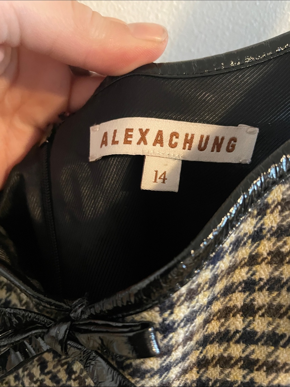 Alexa Chung Edwige Houndstooth Tweed Mini Dress Women’s Size 10 Patent Trim Bow - Picture 11 of 13